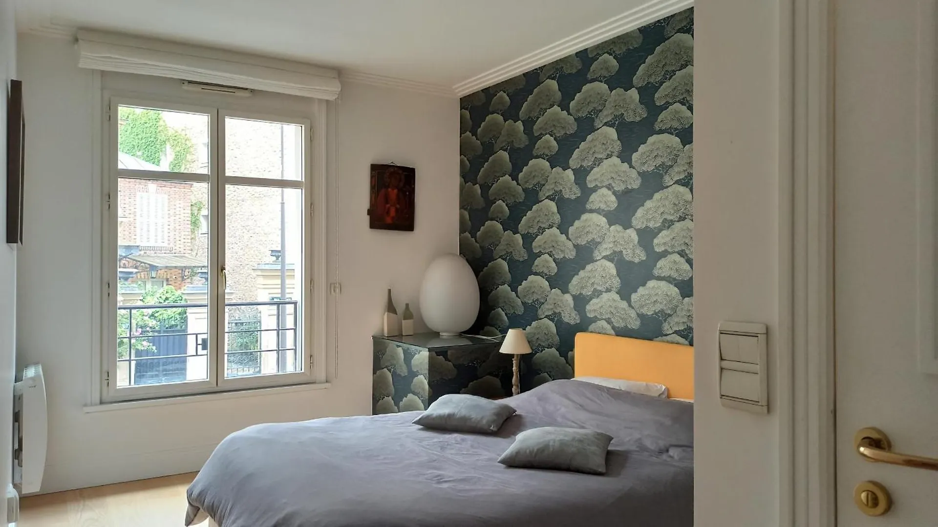 Rue De L'Universite - Paris 7
